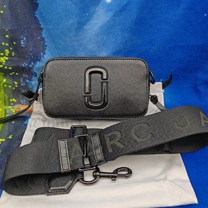 🎀Marc Jacobs❤️ Snapshot Crossbody Bag M0014867 001